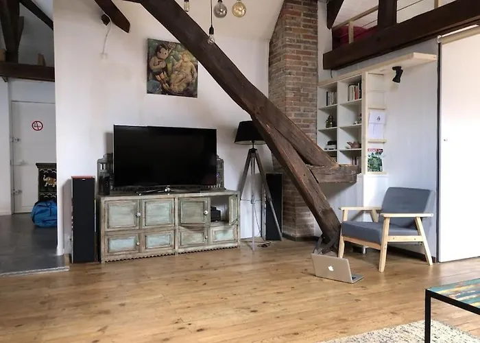 T4 Hyper Centre D' *