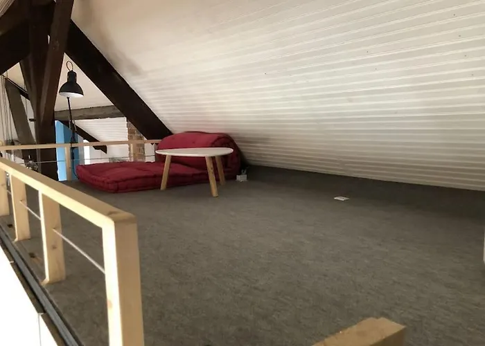 T4 Hyper Centre D' Apartman