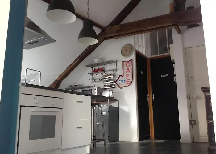 T4 Hyper Centre D' Apartman